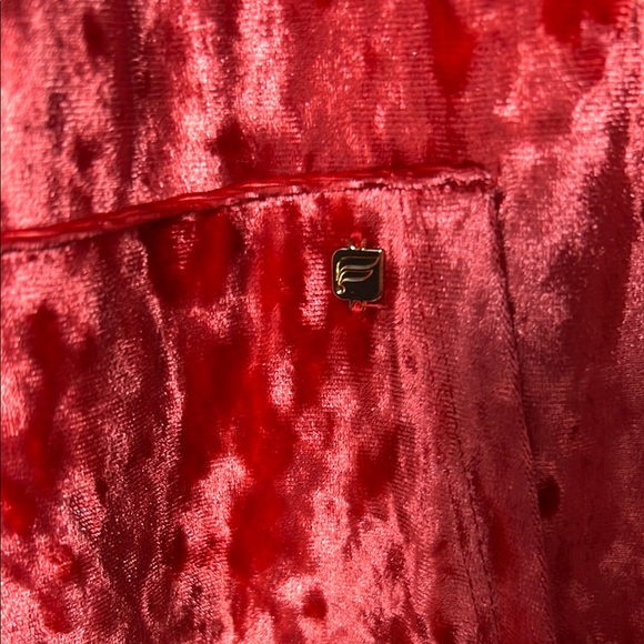 Fabletics Red Crushed Velour Zip Up Hoodie Size 3X - Picture 4 of 8